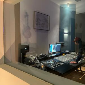 Aufnahmeraum, Blick in Regie